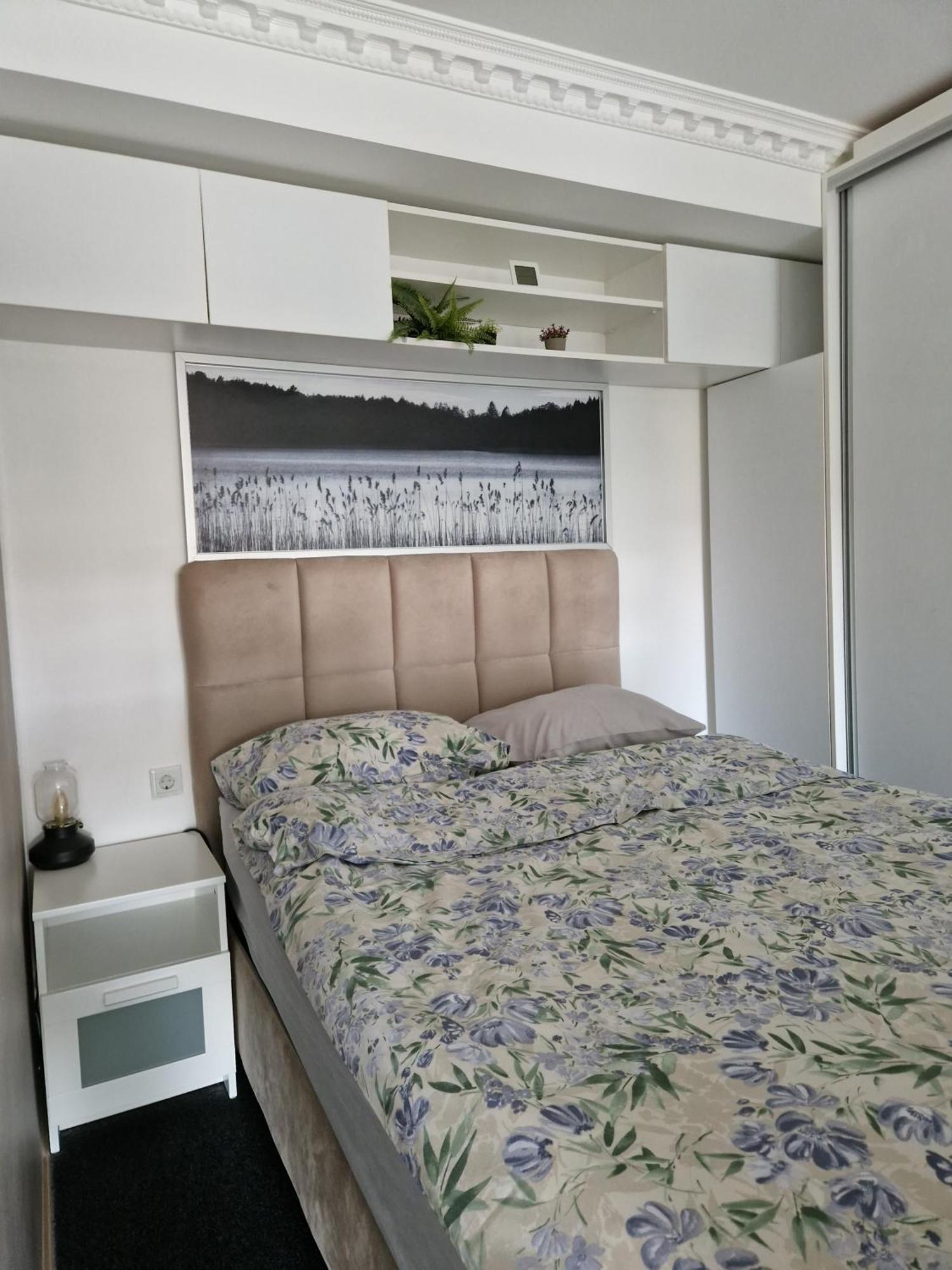 Apartament In Otopeni Exteriér fotografie